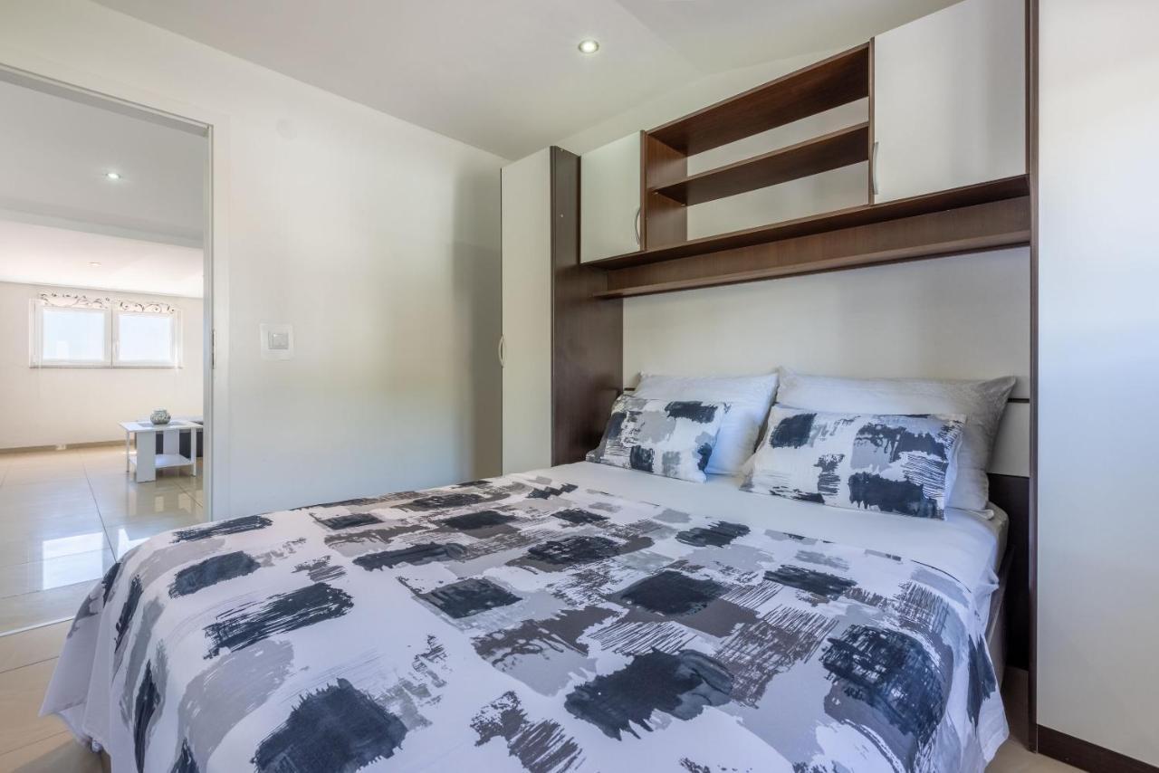 Apartments Pera Selce Luaran gambar